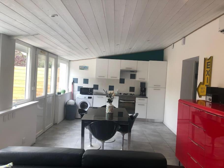 Lodge Des Pins Au Coeur De La Foret D'Olonne Bagian luar foto